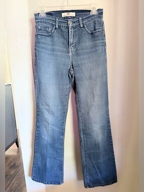Levi’s 512 Slimming Bootcut Women Blue Jeans Size 6